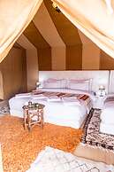 Room in Bungalow - Saharian Luxury Camp Deluxe Familly Quadriple