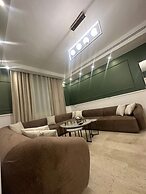 3 Bedroom Apartment Of 200 Square M With Terrace