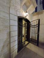 3 Bedroom Apartment Of 200 Square M With Terrace