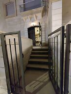 3 Bedroom Apartment Of 200 Square M With Terrace