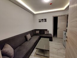 45m Luxury Room Royal View Near all Services