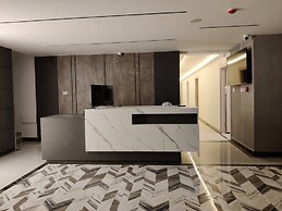 45m Luxury Room Royal View Near all Services