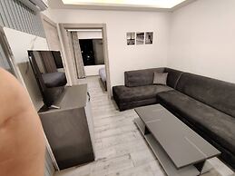 45m Luxury Room Royal View Near all Services