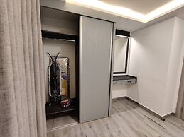 Luxury Room 44 m Near Downtown and all Services