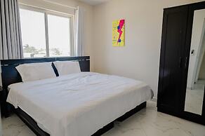 Spacious 4-bedroom Apartment 2 km From Eagle Beach
