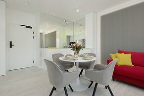 Seaside Apartment Żeromskiego by Renters