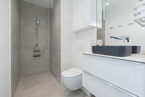 Seaside Apartment Żeromskiego by Renters