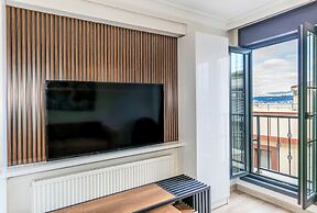 Etiz Hotels & Residences