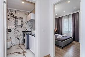 Etiz Hotels & Residences