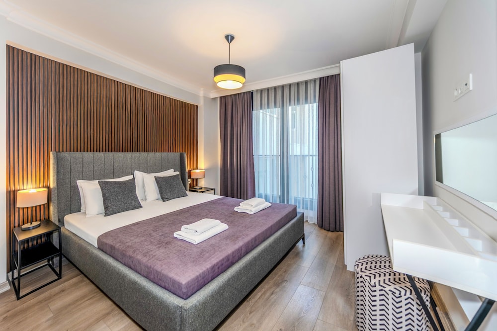 Etiz Hotels & Residences