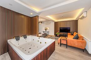 Etiz Hotels & Residences