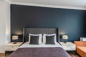 Etiz Hotels & Residences