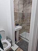 Beautiful and Modern House in Gravesend