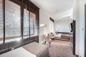 Hotel Różany Gaj - Destigo Hotels