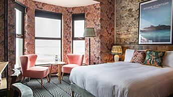 Avoca Hotel