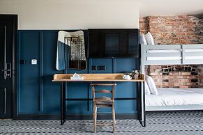 Avoca Hotel