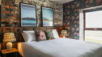 Avoca Hotel