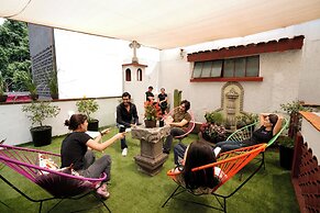 Hostal Fungi Casa Rosa