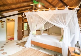 Casa do Arvoredo - casa com serviços