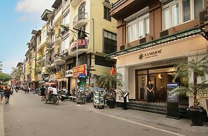 Hanoi La Mejor Hotel & Sky Bar