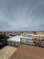 Suzangaron Boutique Hotel