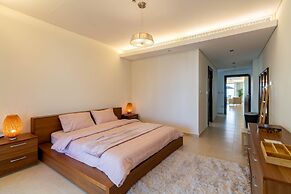 VB22 & VB23 by Qatar Coral