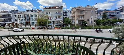 MAXWELL HOLIDAY CLUB