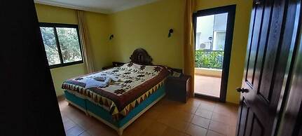 MAXWELL HOLIDAY CLUB