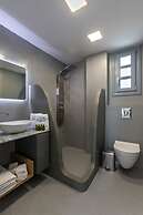 BlackStone Luxury Suites