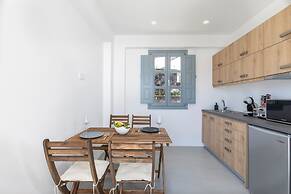 BlackStone Luxury Suites