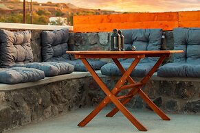 BlackStone Luxury Suites