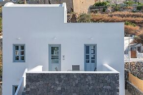 BlackStone Luxury Suites