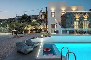 BlackStone Luxury Suites