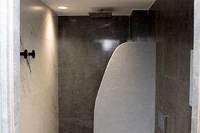 BlackStone Luxury Suites