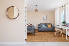 Studio Cracow Targowa by Renters