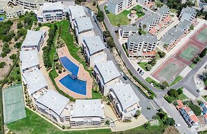 Sea view Apartment with sunbathing Terrace & 2 Swimming pools