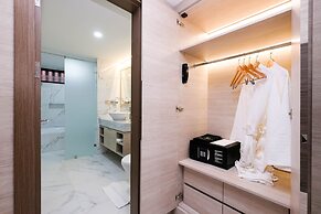 Dream of Aventus Hotel Kuta