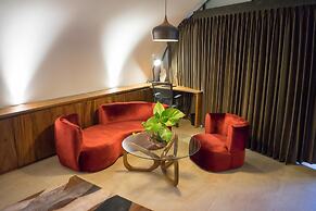 Lucca Resort & Residence