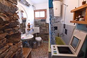 2 Bedroom Art House in Kavala