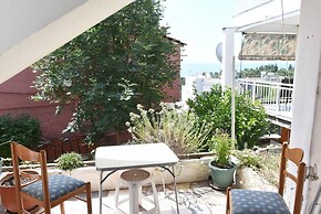 2 Bedroom Art House in Kavala