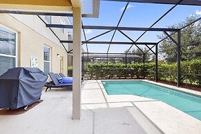 Beautiful Luxury Home With All The Space With Pool 5 Bedroom Home by R