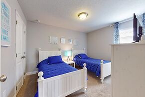 Beautiful Luxury Home With All The Space With Pool 5 Bedroom Home by R