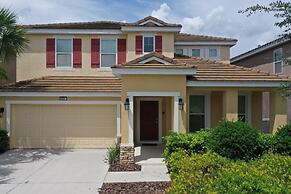 Beautiful Luxury Home With All The Space With Pool 5 Bedroom Home by R