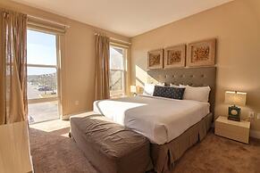 3 Bed Townhome With 3 Floors Near Disney 3 Bedroom Townhouse by Redawn