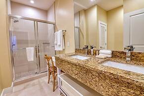 3 Bed Townhome With 3 Floors Near Disney 3 Bedroom Townhouse by Redawn