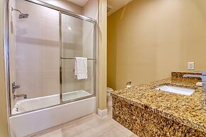 3 Bed Townhome With 3 Floors Near Disney 3 Bedroom Townhouse by Redawn