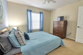 6 Bed Private Pool Area Pool, Spa, Game Room 6 Bedroom Home by Redawni