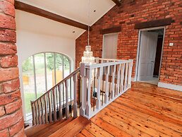 Noah's Barn
