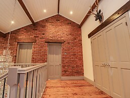 Noah's Barn