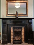 So-fresh So-clean Beautiful 3-bed House n Belfast